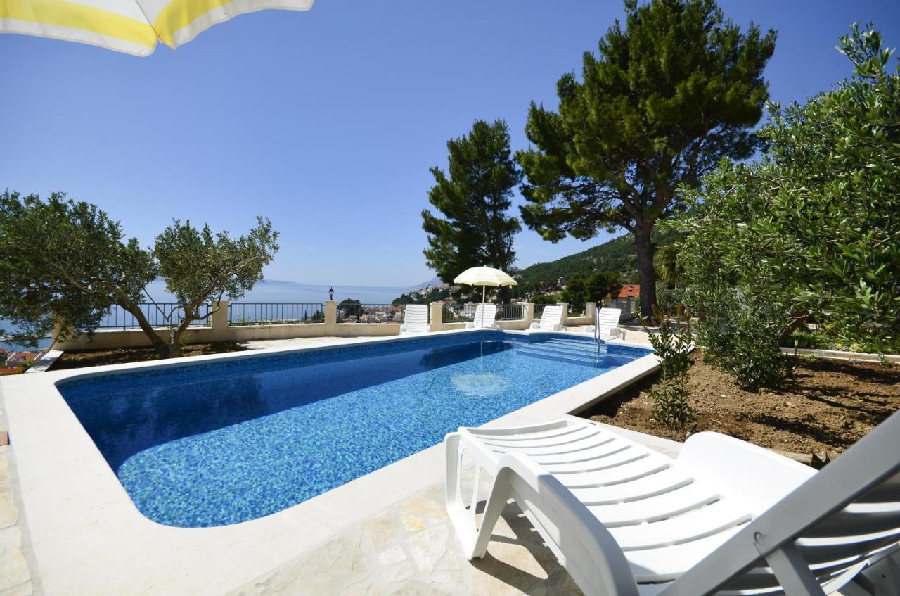 Family Friendly Apartments With A Swimming Pool Baska Voda, Makarska - 12442 Экстерьер фото