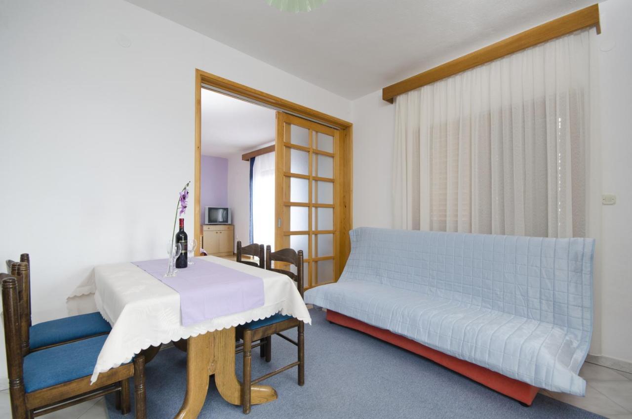 Family Friendly Apartments With A Swimming Pool Baska Voda, Makarska - 12442 Экстерьер фото