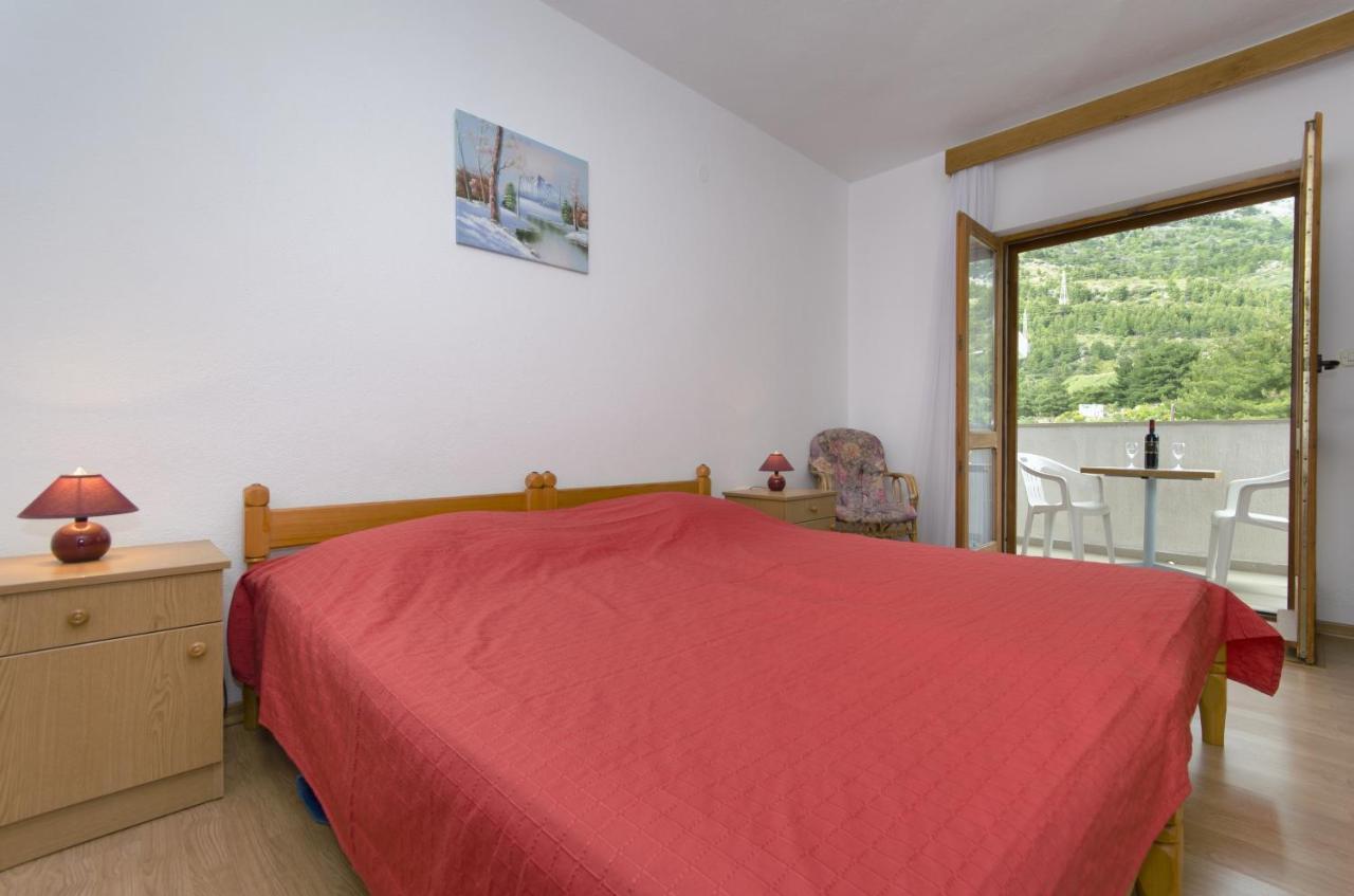 Family Friendly Apartments With A Swimming Pool Baska Voda, Makarska - 12442 Экстерьер фото