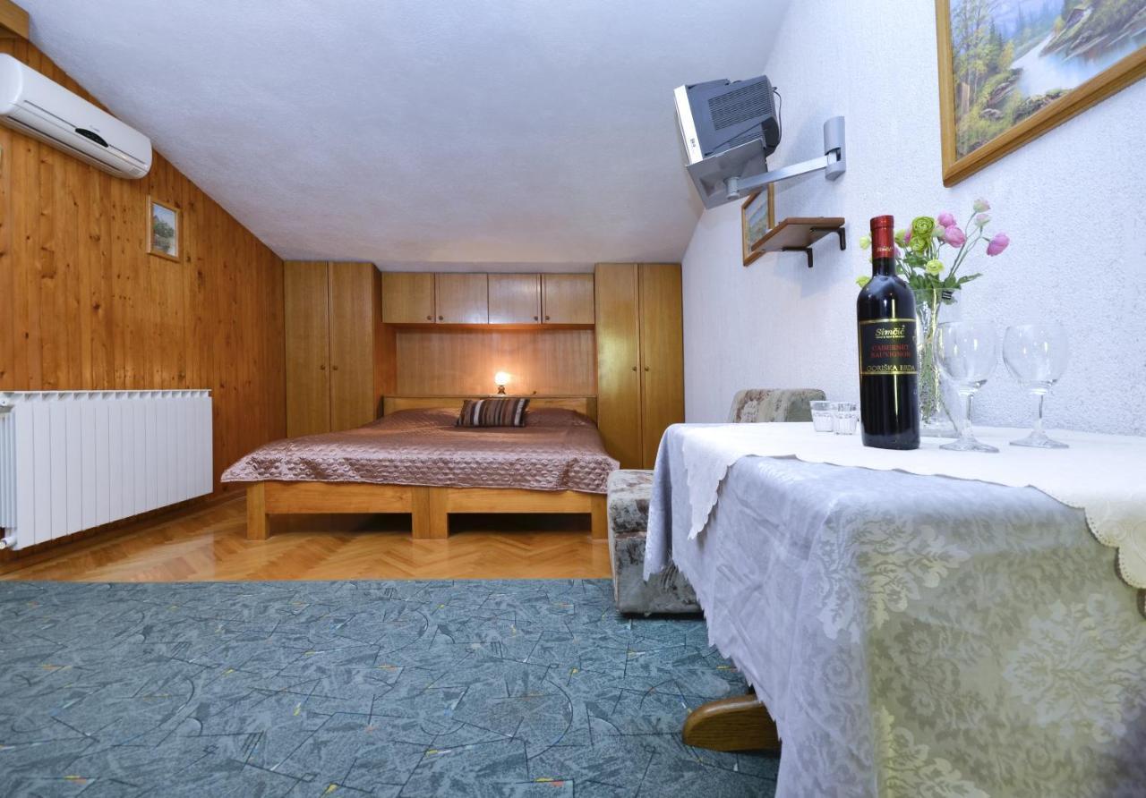 Family Friendly Apartments With A Swimming Pool Baska Voda, Makarska - 12442 Экстерьер фото