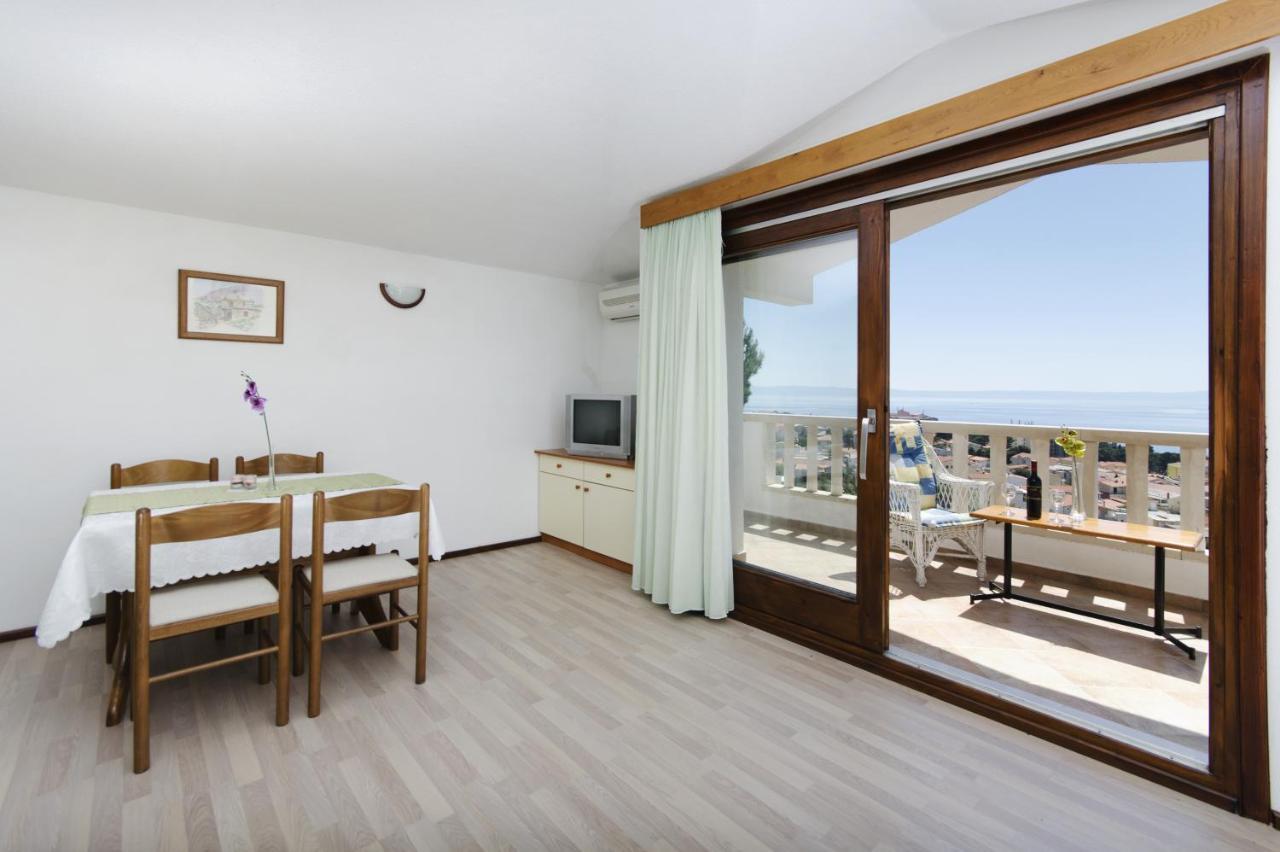 Family Friendly Apartments With A Swimming Pool Baska Voda, Makarska - 12442 Экстерьер фото