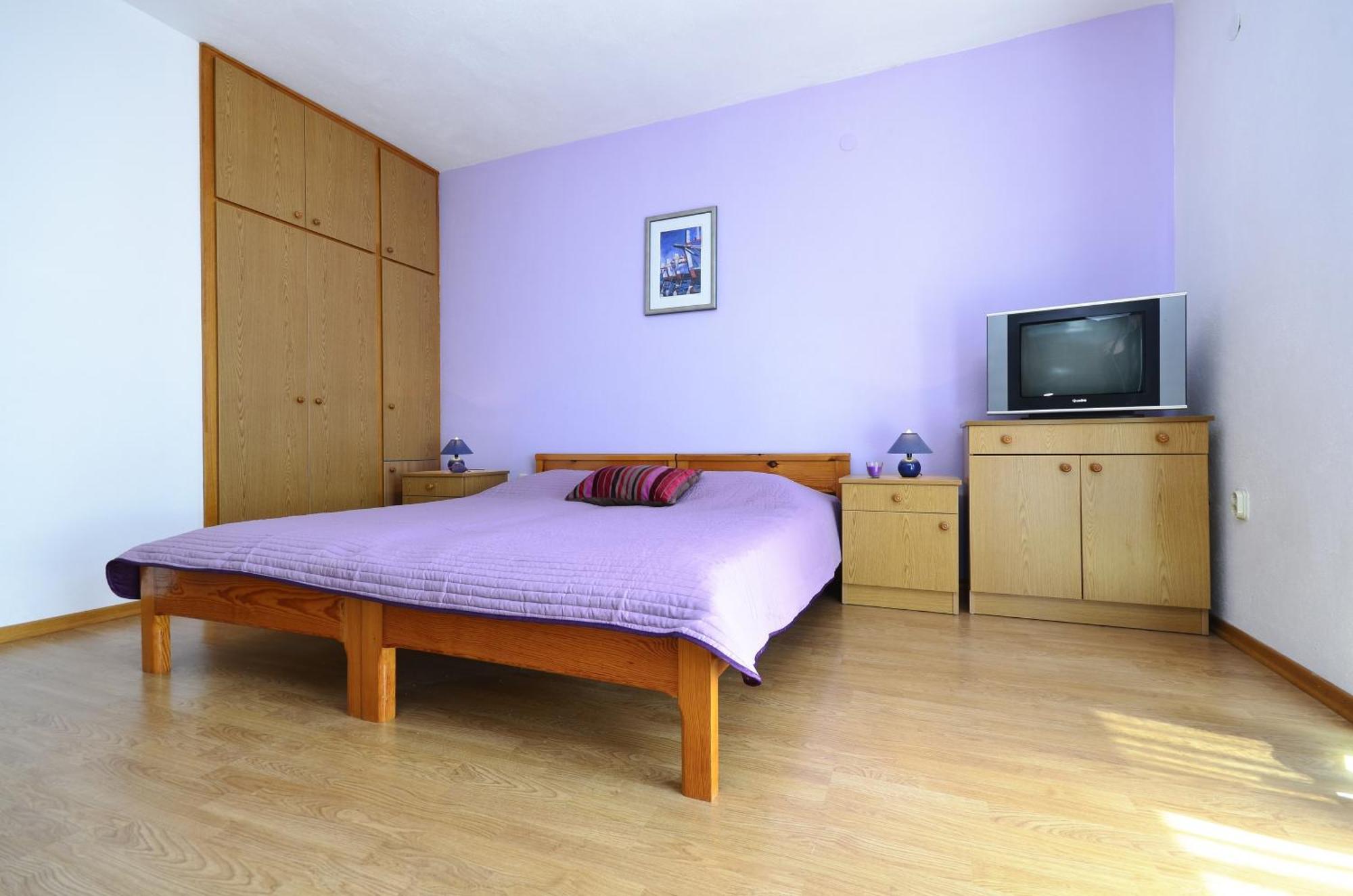 Family Friendly Apartments With A Swimming Pool Baska Voda, Makarska - 12442 Номер фото