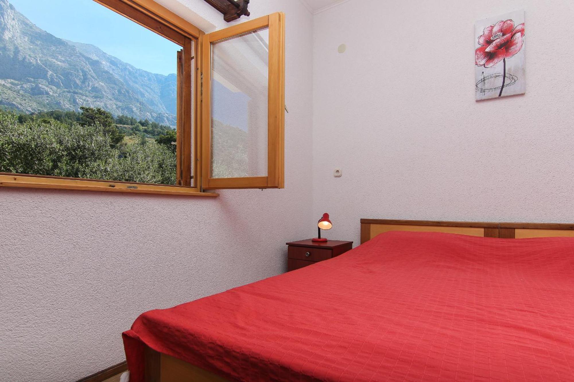Family Friendly Apartments With A Swimming Pool Baska Voda, Makarska - 12442 Номер фото